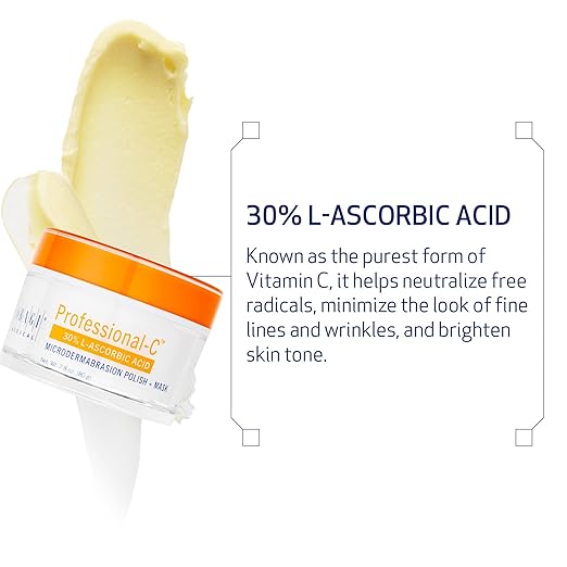 Vitamin C-powered exfoliation refines texture and enhances skin’s natural glow with Obagi’s face mask.