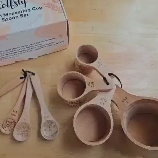  Cute Measuring Cups and Spoons