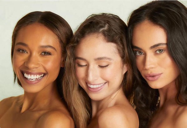 Microchanneling pen creating tiny channels for skincare absorption.